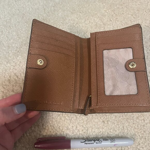 EUC Michael Kors Jet Set Bifold Slim MD Wallet Caramel Brown - Picture 3 of 5